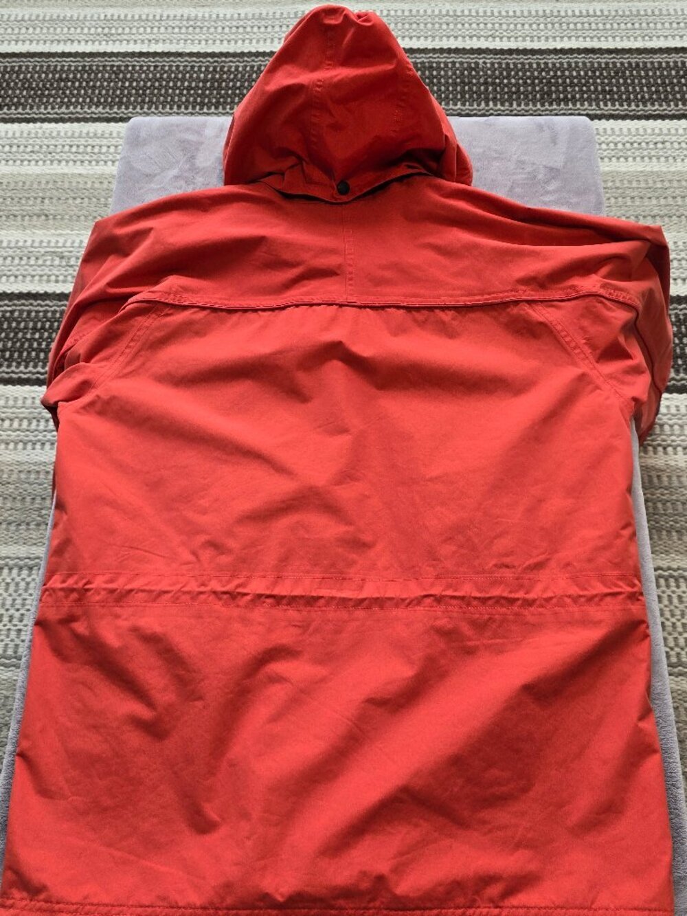 Trespass performance and protection ski/snowboard rain jacket. Outstanding! - Picture 9 of 10